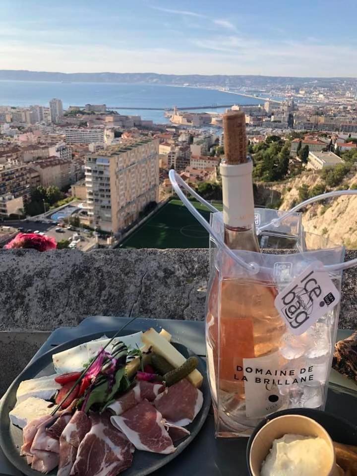 Апартаменты Superbe T3 Au Pieds De Notre Dame De La Garde Марсель Экстерьер фото